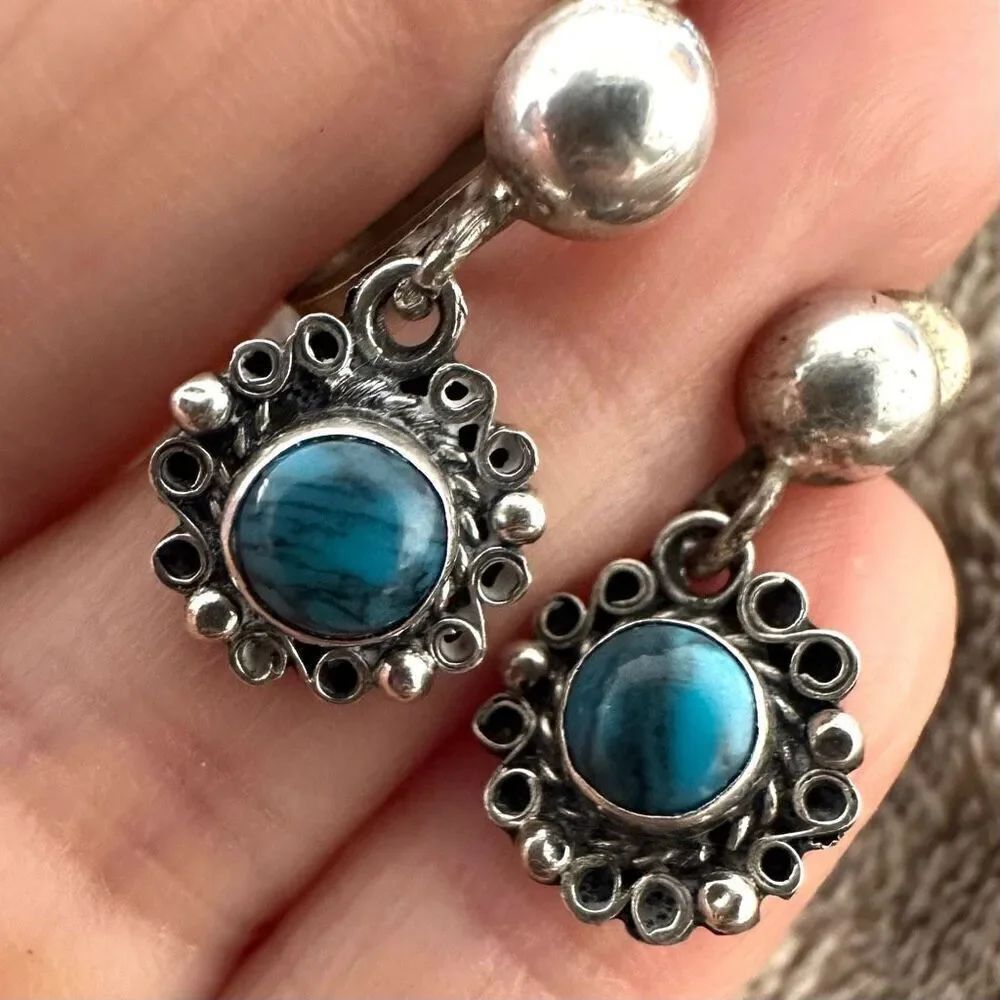 Joy Mexico sterling silver vintage turquoise screw back earrings